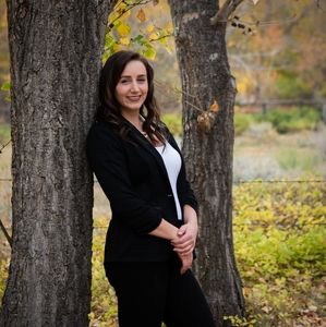 Meet your Posher, Ashley